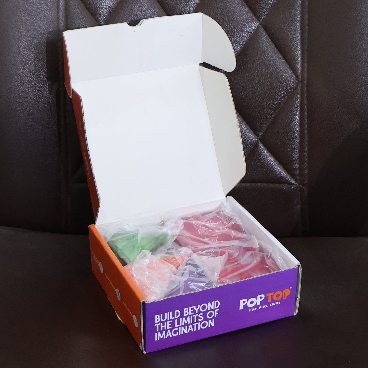 Magnetic Building Tiles - (26 Pc / Set) Magnetic Building Tiles - (26 Pc / Set)